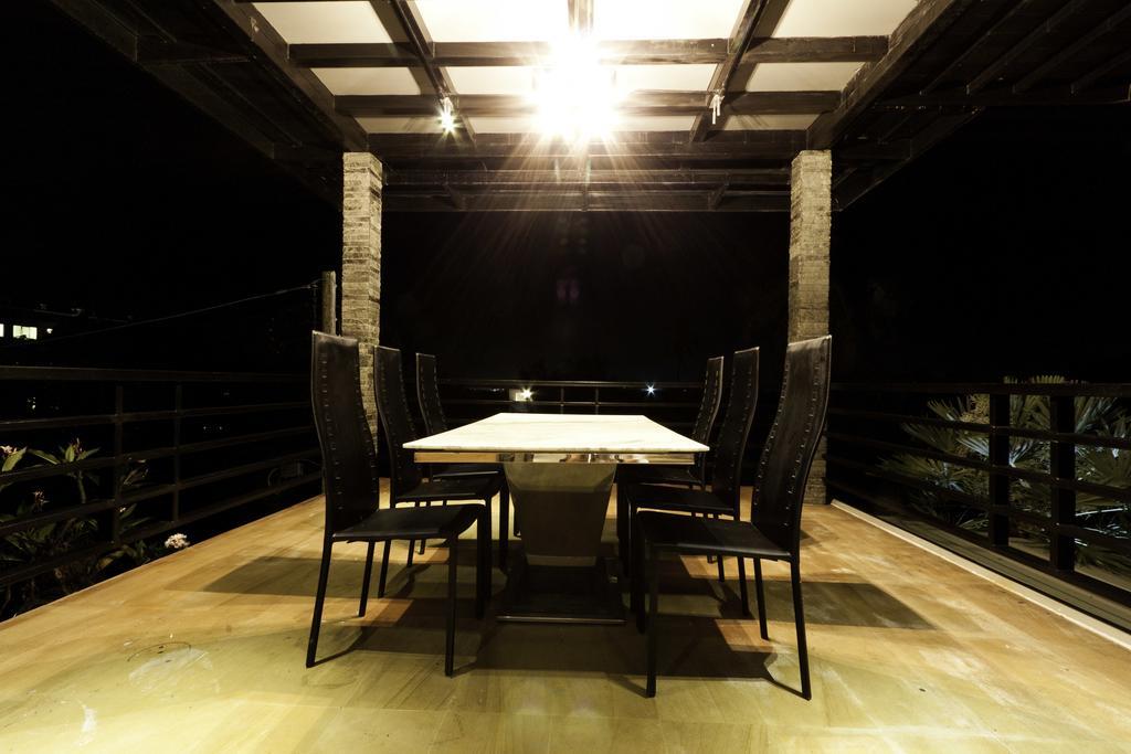 The Promenade Villa By Holiplanet Rawai Quarto foto